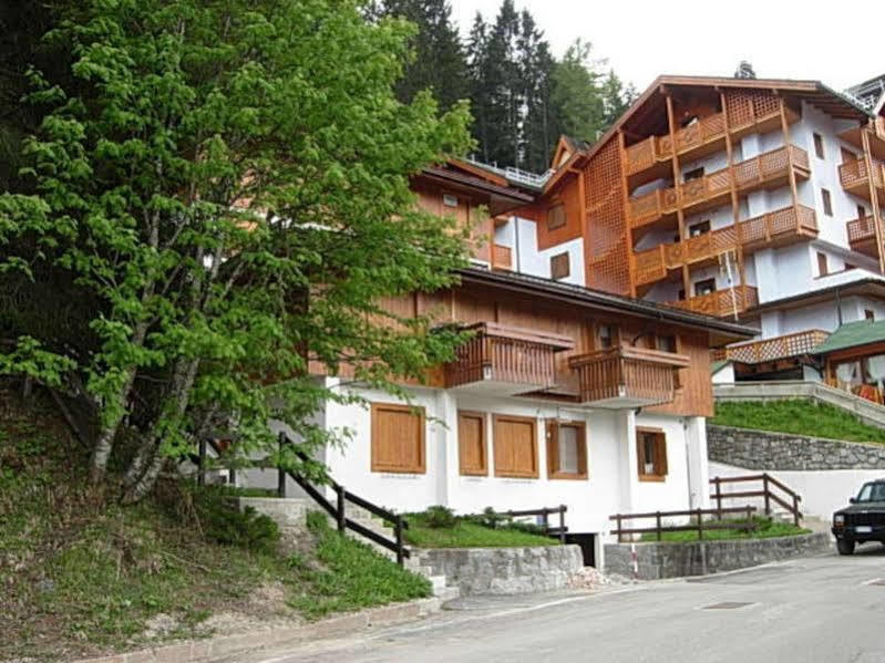 Immobiliare Folgarida Apartments Eksteriør bilde
